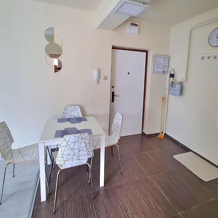 Stepin Apartment Kiskunfélegyháza Екстериор снимка